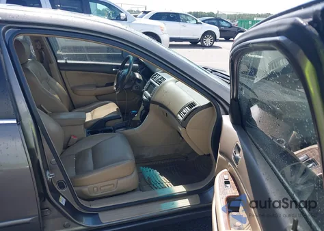 2006 Honda Accord 3.0 Ex z USA, uszkodzony, nr VIN 1HGCM66866A019285